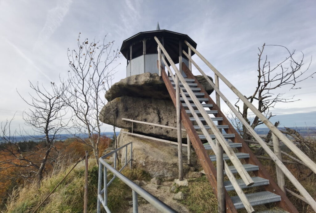 Großer Waldstein Schüssel - die Ausichtskanzel am Gipfel